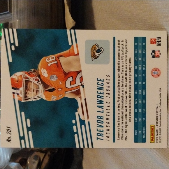 Trevor Lawrence ASTRAL ROOKIE Xtra points - Picture 2 of 2